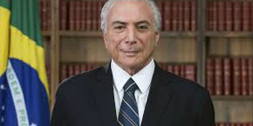Governo Temer cede à indústria de remédios e causa prejuízo de bilhões ao SUS